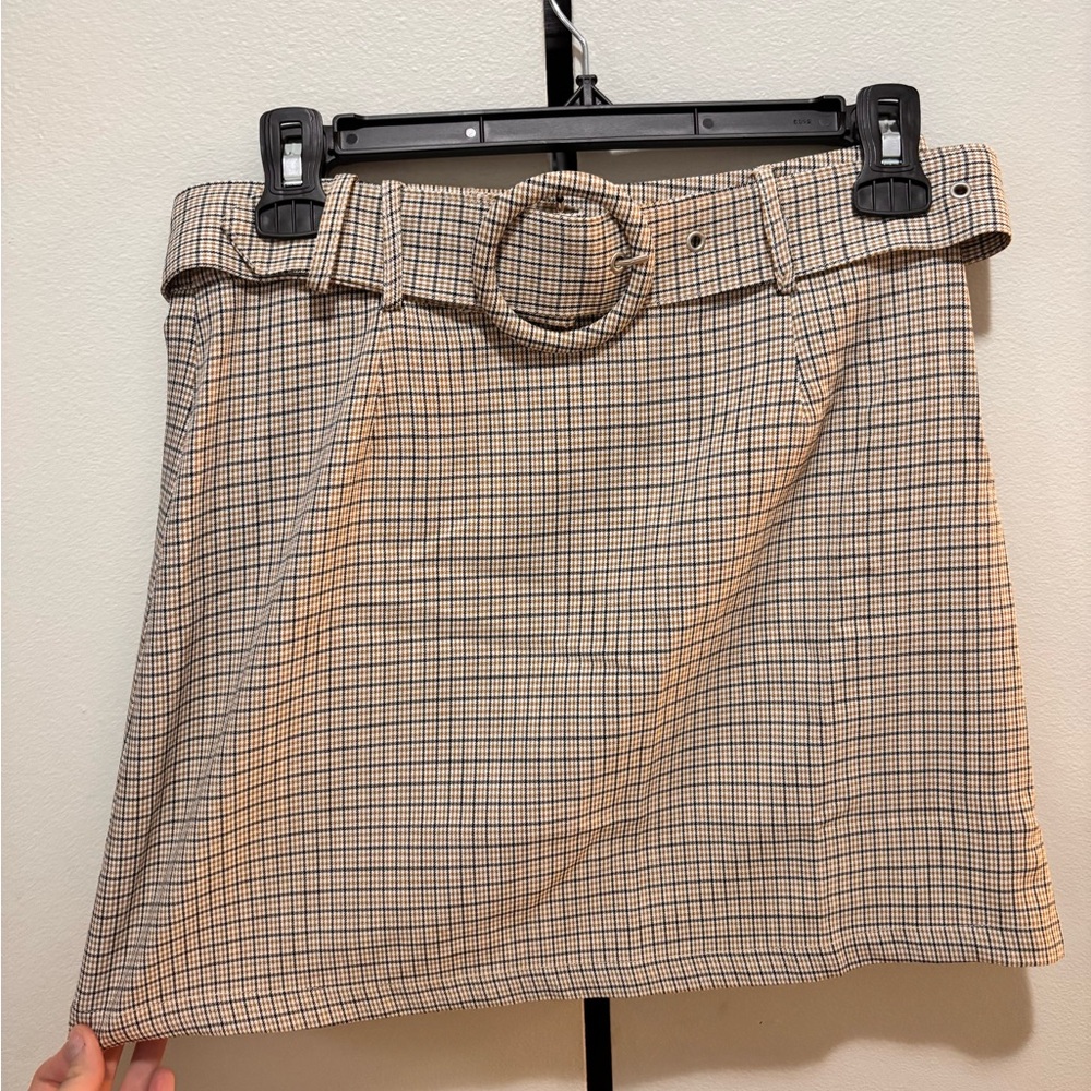 Anthropologie Brand Charlie Holiday Plaid Mini Skirt with Belt size US 4 / Small